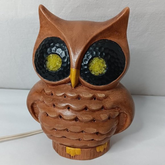 Vintage Handmade Ceramic Owl Light Hobbyist Hand Painted Electric Bird Lamp - Picture 2 of 16